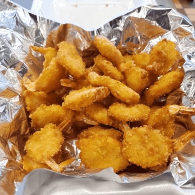 10 Piece Shrimp w/Fries.